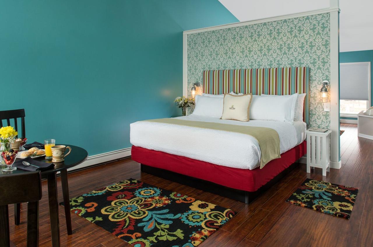 Huron House Panzió Oscoda Kültér fotó